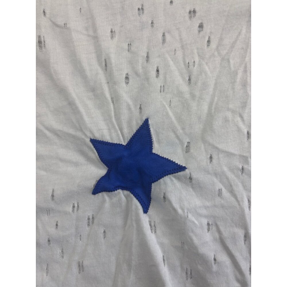 ByChance Short Sleeve T-Shirt Women's Large White Blue Lambskin Stars Distressed - Picture 5 of 8